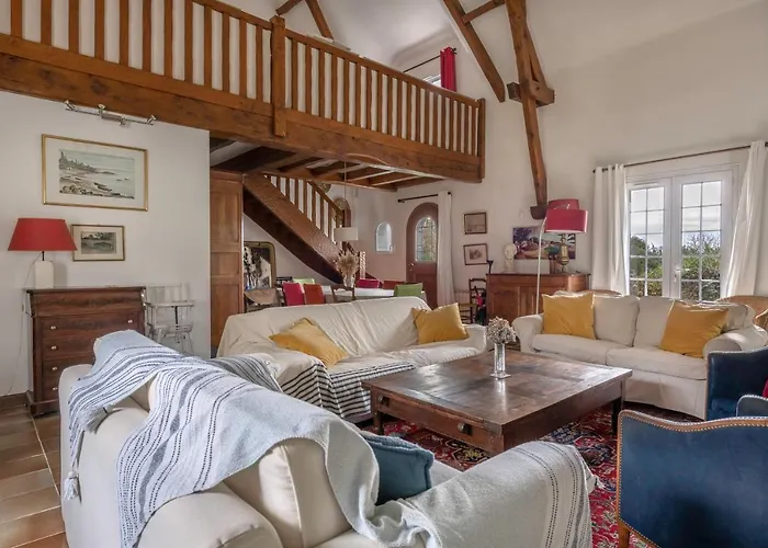 Belle Maison Chaleureuse Pour 14 Personnes * Mesquer